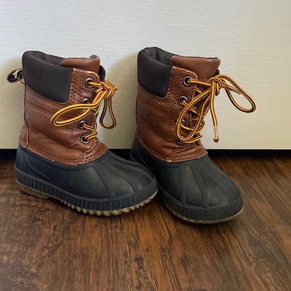 Gap Thinsulate duck boots! Cutest and best quality - Picture 1 of 3